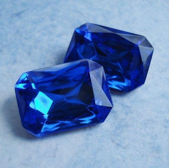 Aun Gemstone Testing Lab