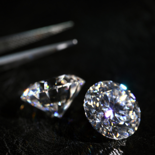 Aun Gemstone Testing Lab